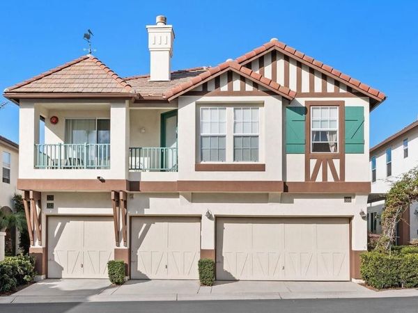 382 Carmel Creeper Place, Encinitas, CA 92024