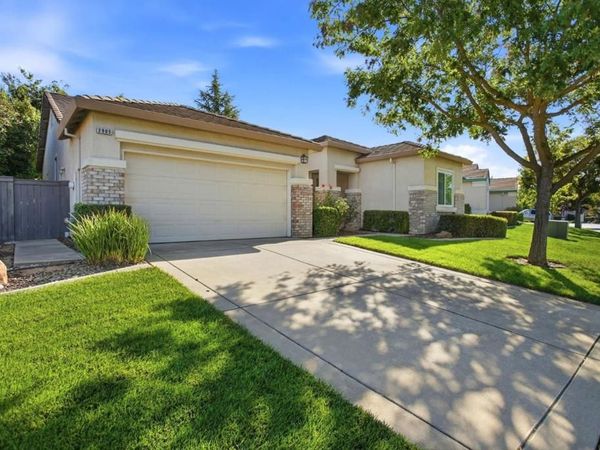 2905 Granite Park Lane, Elk Grove, CA 95758