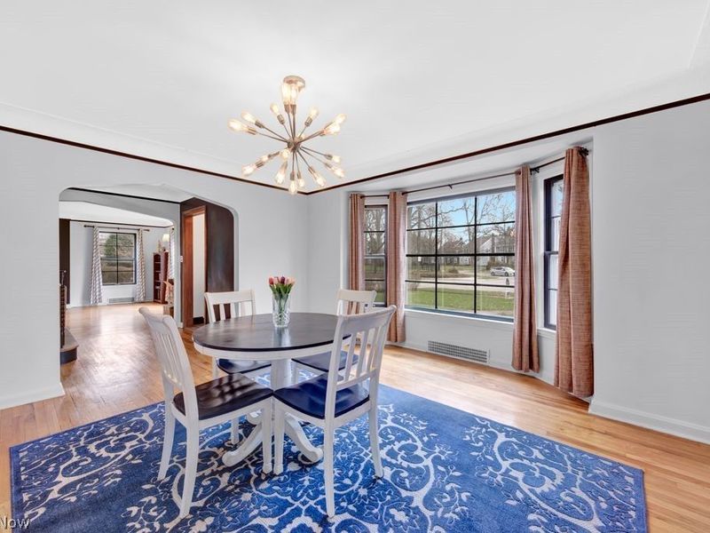14221 S Woodland Road, Shaker Heights, OH 44120 Photo 4