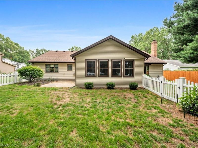 8685 Old Village Lane, Mentor, OH 44060 Photo 25