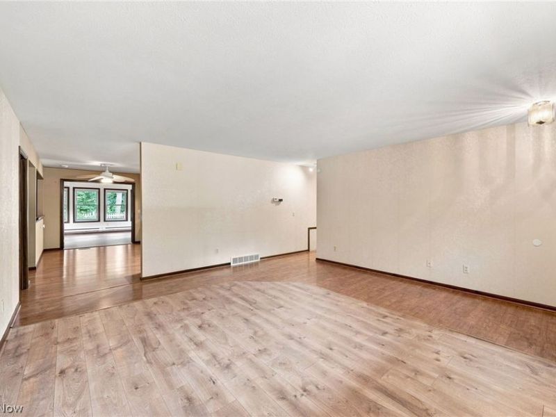 8685 Old Village Lane, Mentor, OH 44060 Photo 5
