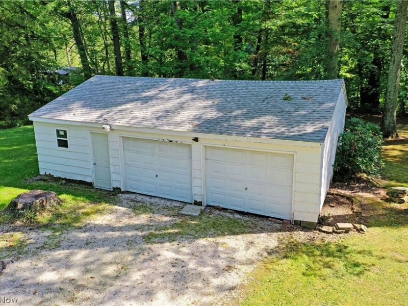 1114 Allen Smith Road, Leavittsburg, OH 44430 Photo 12