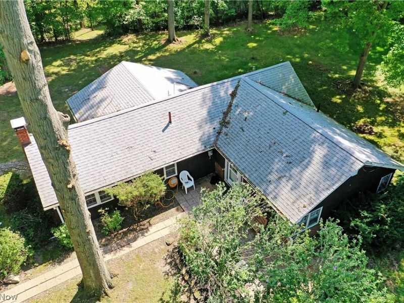 1114 Allen Smith Road, Leavittsburg, OH 44430 Photo 13