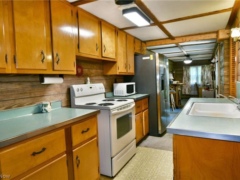 1114 Allen Smith Road, Leavittsburg, OH 44430 Photo 27