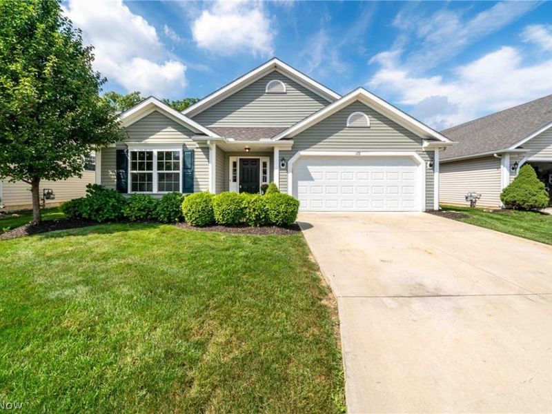 122 Haydens Arbor, Elyria, OH 44035 Photo 1