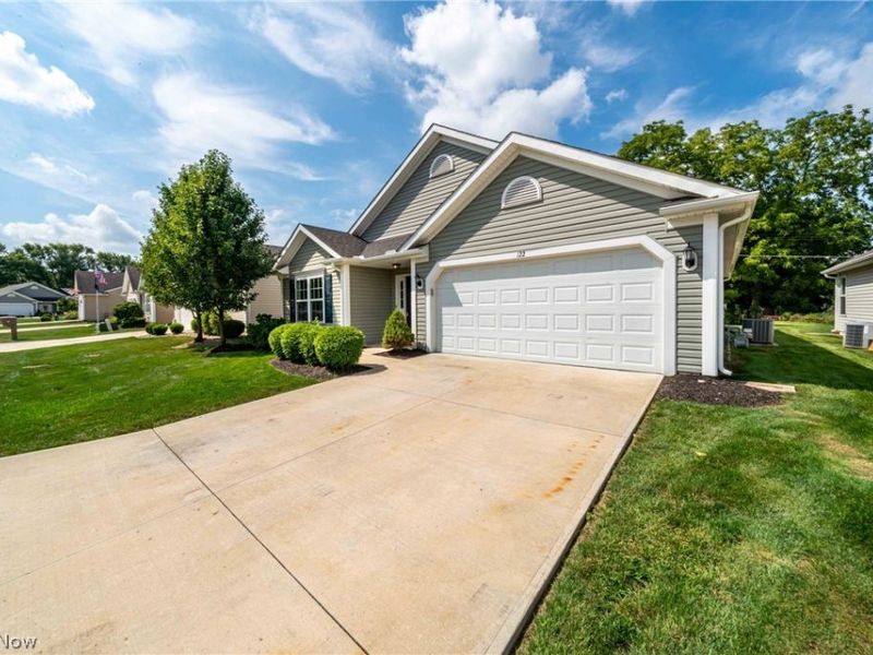 122 Haydens Arbor, Elyria, OH 44035 Photo 2