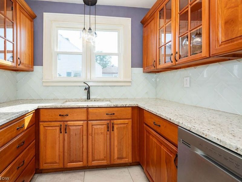 605 E 8th Street, Salem, OH 44460 Photo 8