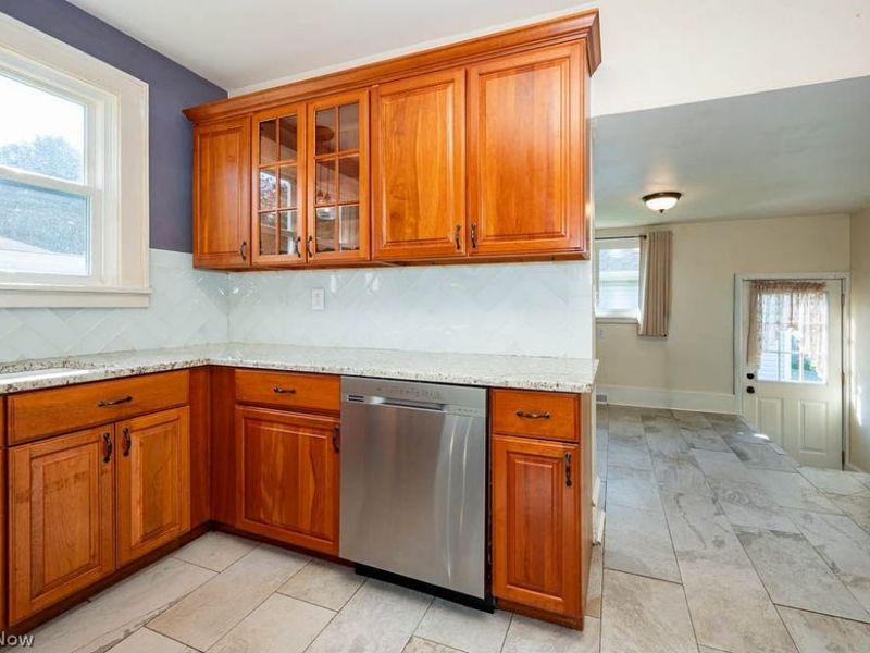 605 E 8th Street, Salem, OH 44460 Photo 9
