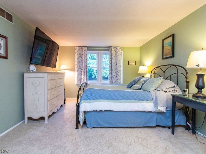 570 Falling Oaks Drive, Medina, OH 44256 Photo 18