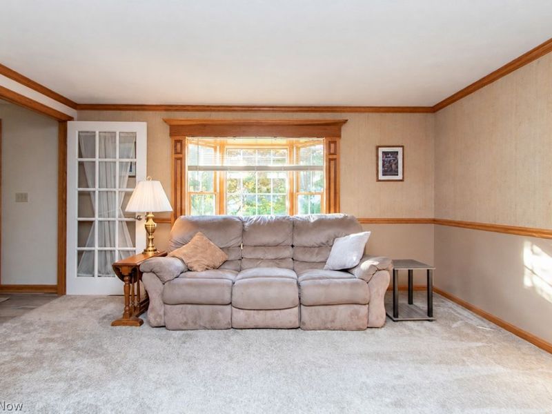 570 Falling Oaks Drive, Medina, OH 44256 Photo 5