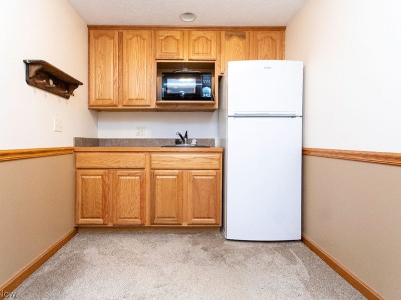 570 Falling Oaks Drive, Medina, OH 44256 Photo 8