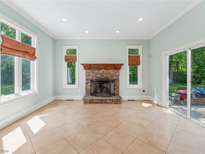 38275 Flanders Drive, Solon, OH 44139 Photo 8