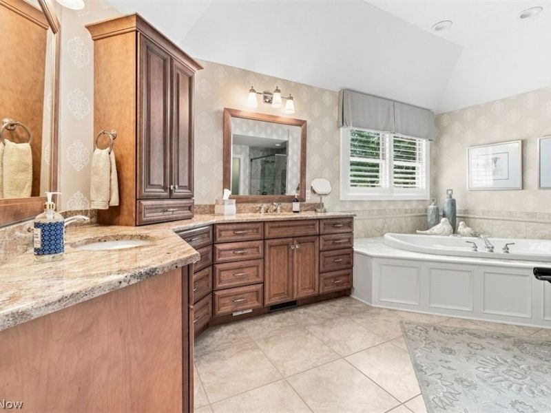 340 Harbor Court, Avon Lake, OH 44012 Photo 37