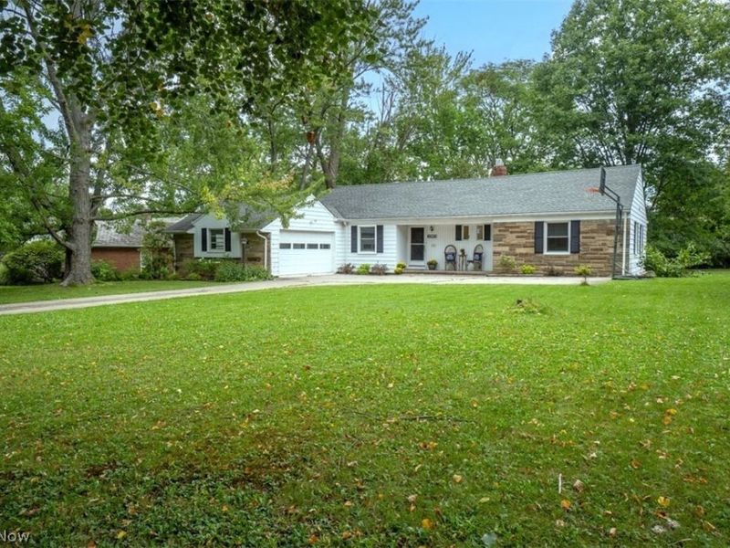 23901 S Woodland Road, Shaker Heights, OH 44122 Photo 1