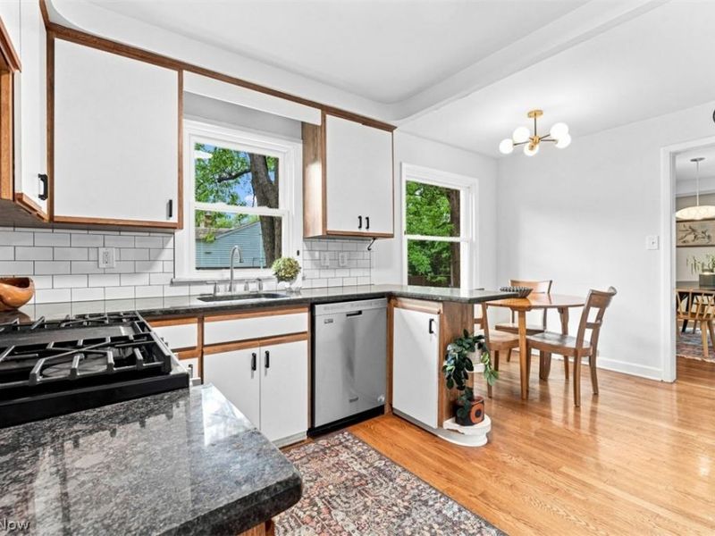 23901 S Woodland Road, Shaker Heights, OH 44122 Photo 13