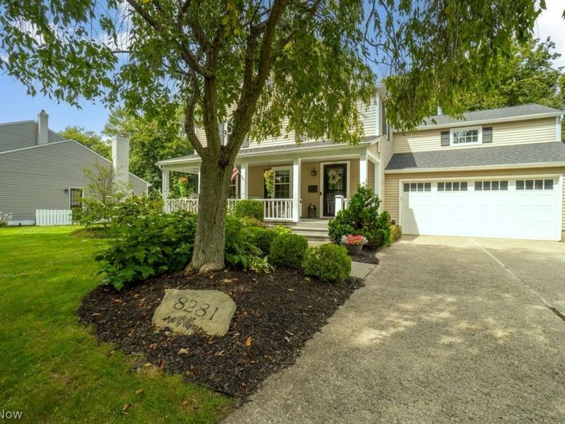 8281 Windham Drive, Mentor, OH 44060 Photo 2