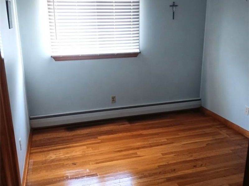 Lorain, OH 44053 Photo 17