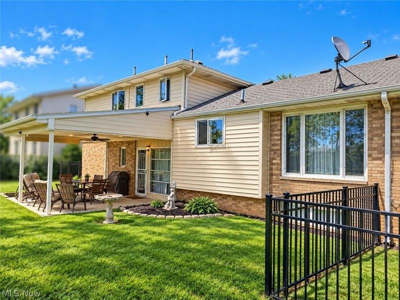 Lorain, OH 44053 Photo 27