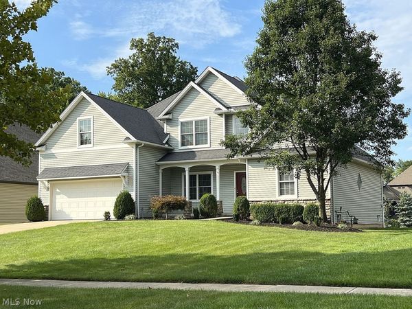 21126 Breckenridge Lane, Strongsville, OH 44149