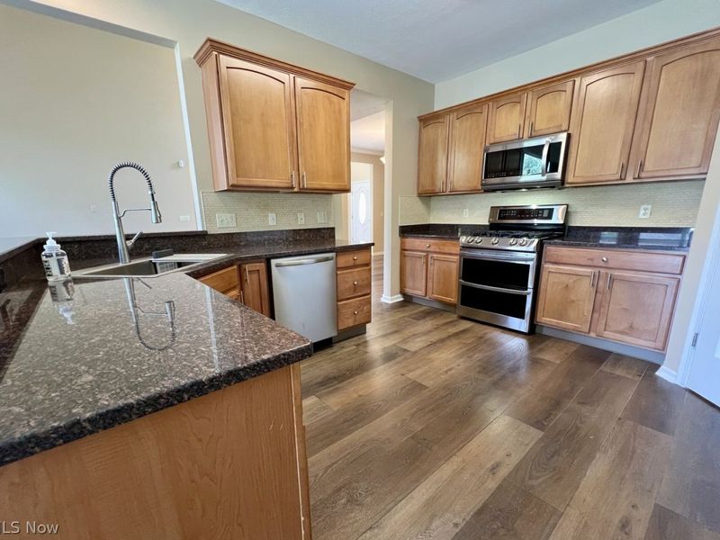 21126 Breckenridge Lane, Strongsville, OH 44149 Photo 14