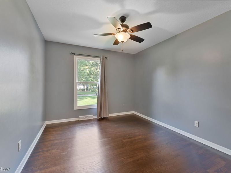 7749 E Parkside Drive, Youngstown, OH 44512 Photo 16