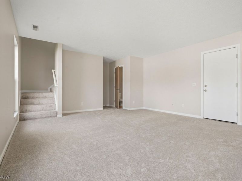 6466 St Leger Avenue NE, Canton, OH 44721 Photo 12