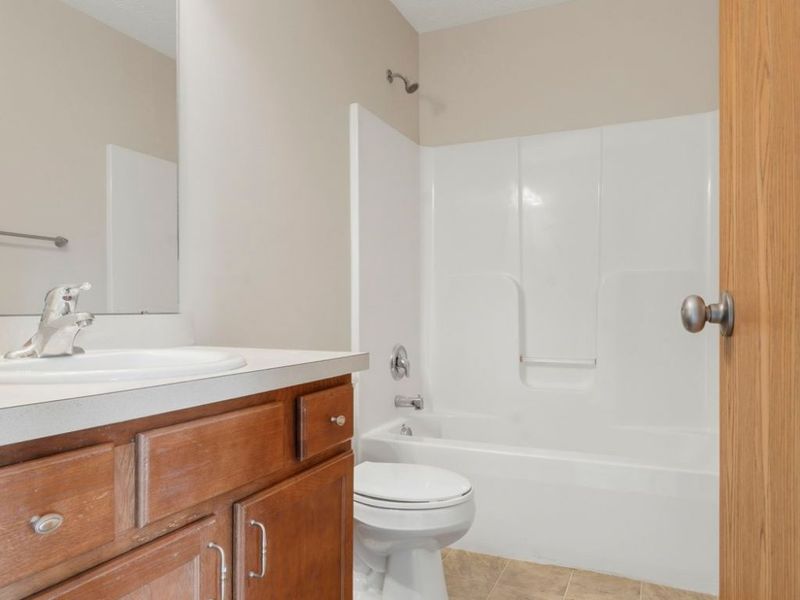 6466 St Leger Avenue NE, Canton, OH 44721 Photo 18
