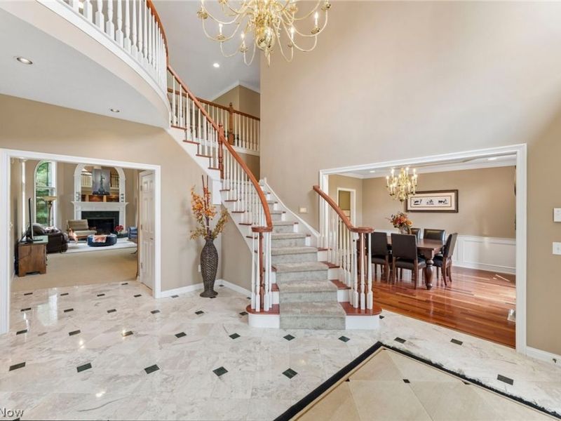 3016 Waterfall Way, Westlake, OH 44145 Photo 2