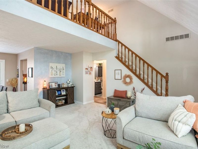 14386 Settlers Way, Strongsville, OH 44149 Photo 3