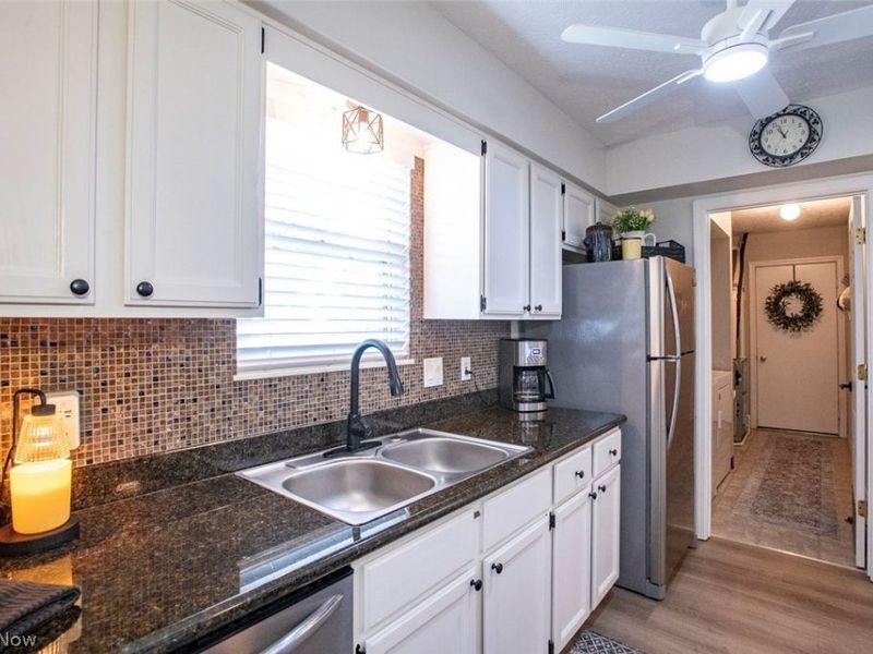 14386 Settlers Way, Strongsville, OH 44149 Photo 9