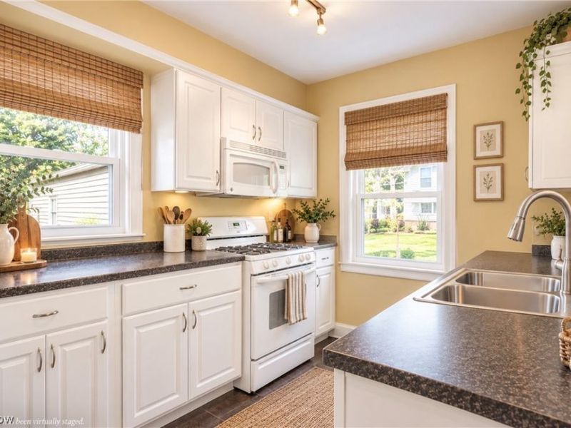 21 Edgewater Drive, Poland, OH 44514 Photo 10