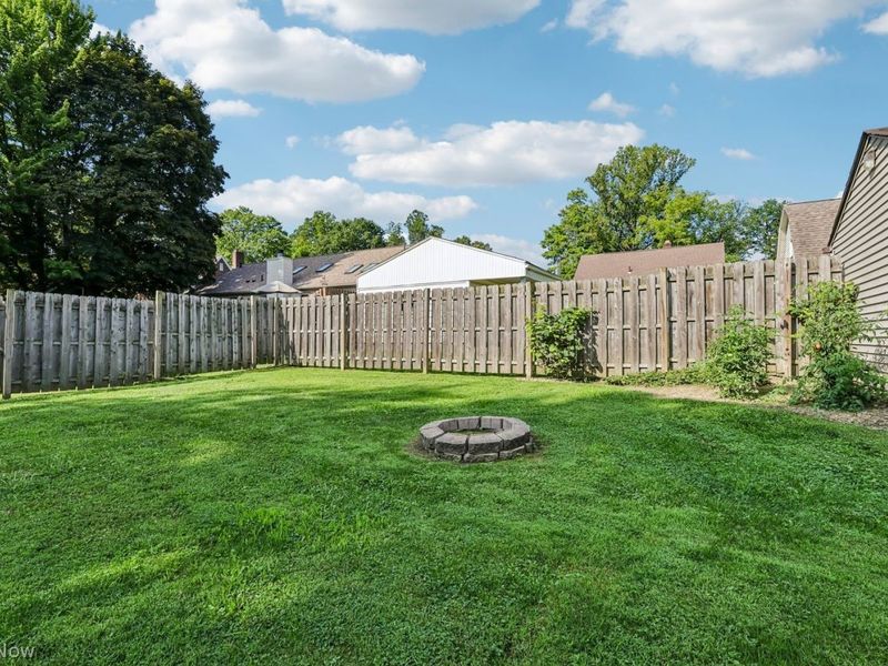 21 Edgewater Drive, Poland, OH 44514 Photo 20