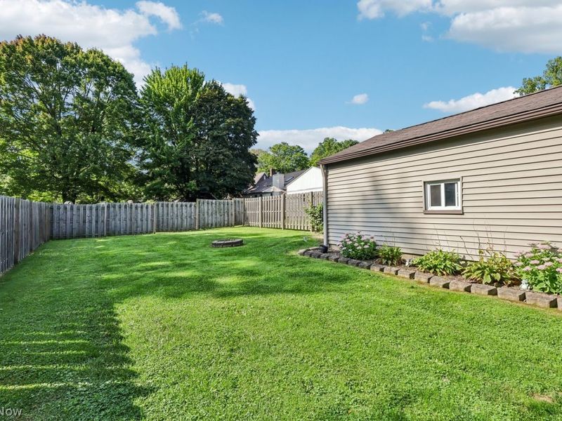 21 Edgewater Drive, Poland, OH 44514 Photo 21