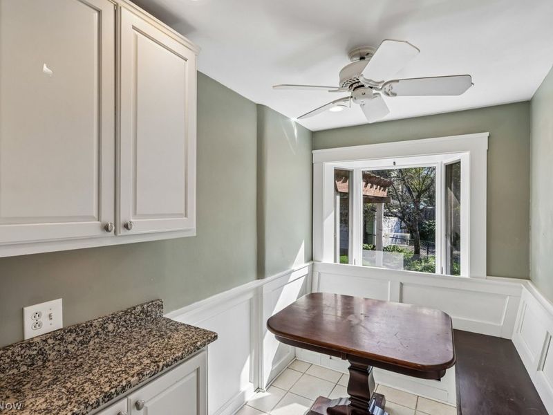 2846 Woodbury Road, Shaker Heights, OH 44120 Photo 10