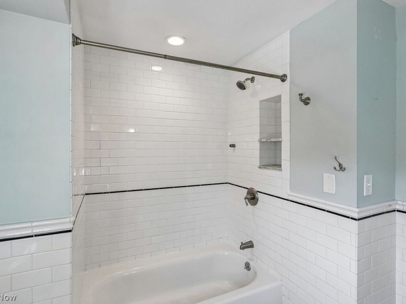 2846 Woodbury Road, Shaker Heights, OH 44120 Photo 28