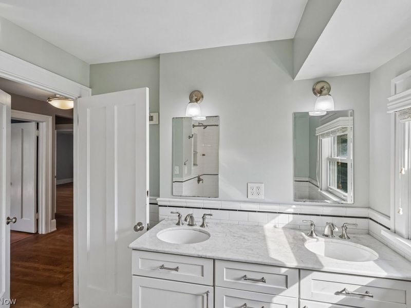 2846 Woodbury Road, Shaker Heights, OH 44120 Photo 30