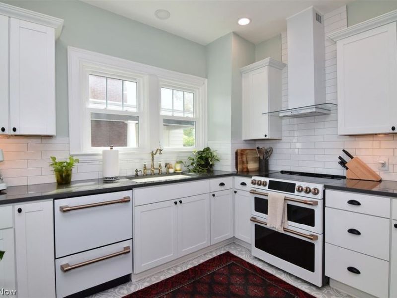 2919 Huntington Road, Shaker Heights, OH 44120 Photo 7