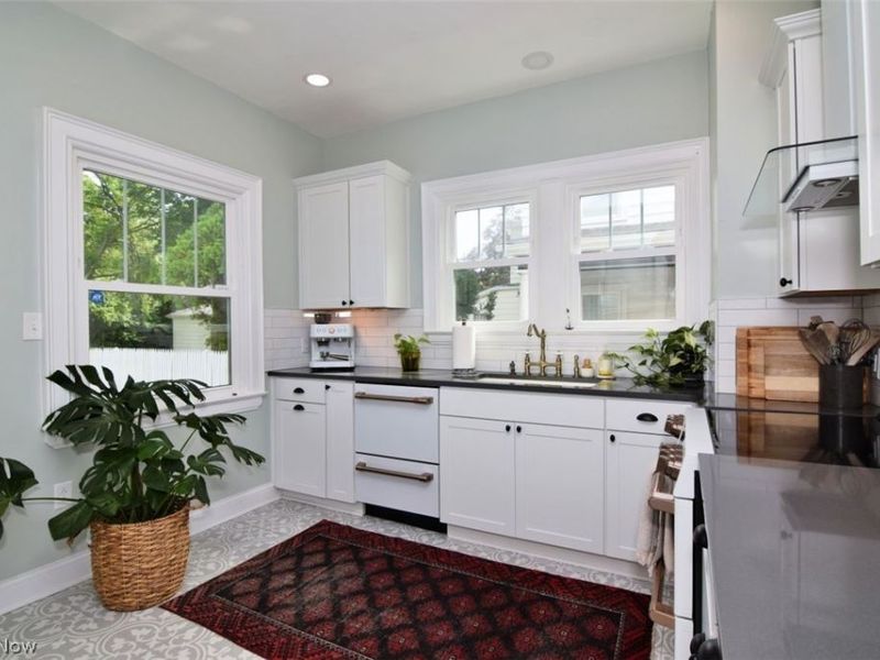 2919 Huntington Road, Shaker Heights, OH 44120 Photo 8