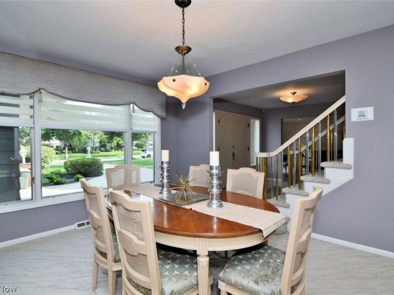24802 Wimbledon Road, Beachwood, OH 44122 Photo 8