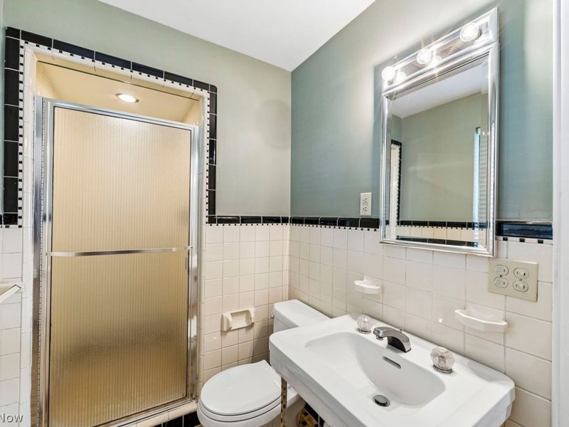 1482 Burlington Road, Cleveland Heights, OH 44118 Photo 27