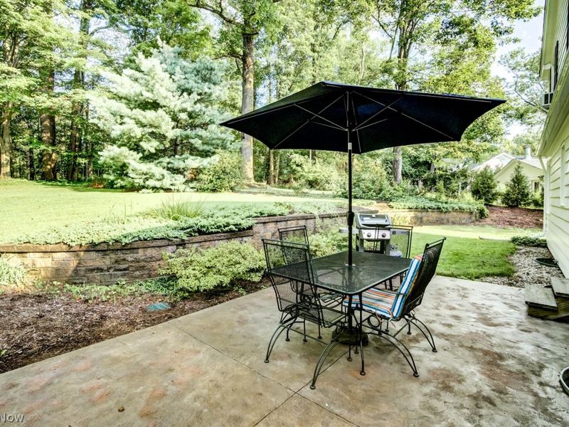 17104 Maple Drive, Chagrin Falls, OH 44023 Photo 35