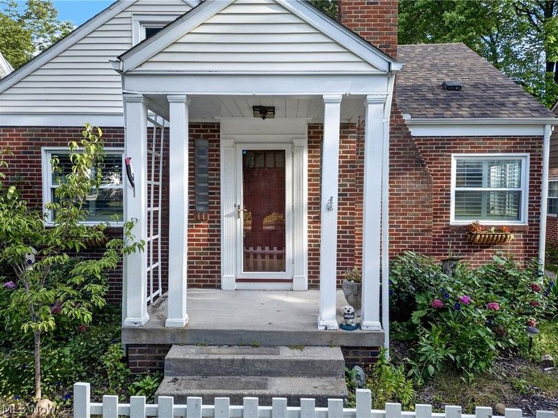 1731 Broad Boulevard, Cuyahoga Falls, OH 44223 Photo 11