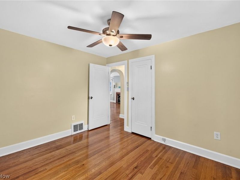 1731 Broad Boulevard, Cuyahoga Falls, OH 44223 Photo 29