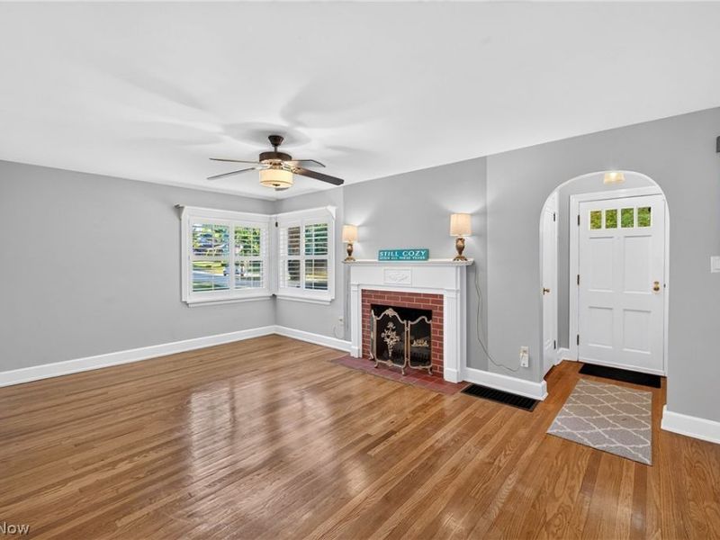 1731 Broad Boulevard, Cuyahoga Falls, OH 44223 Photo 3