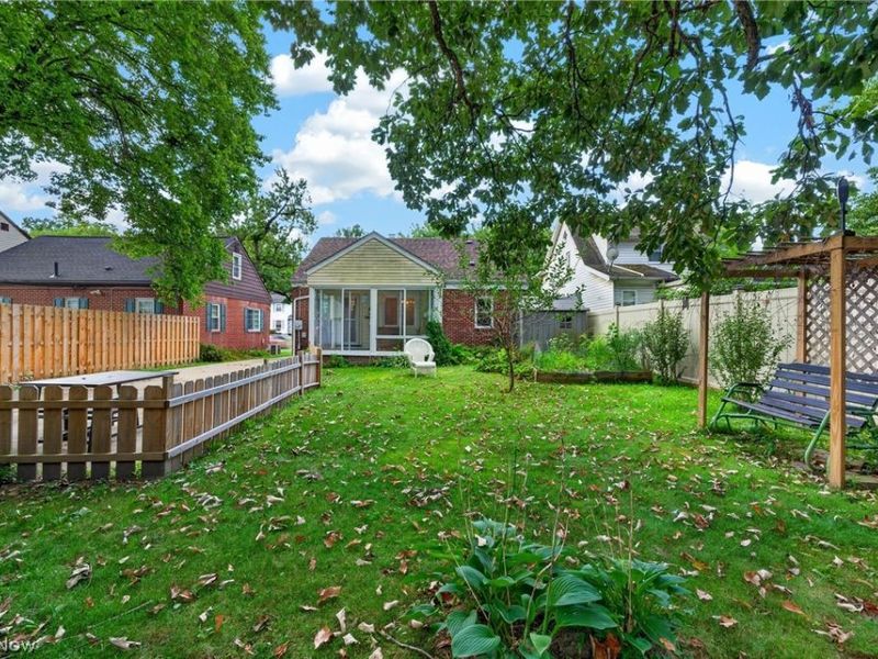 1731 Broad Boulevard, Cuyahoga Falls, OH 44223 Photo 45