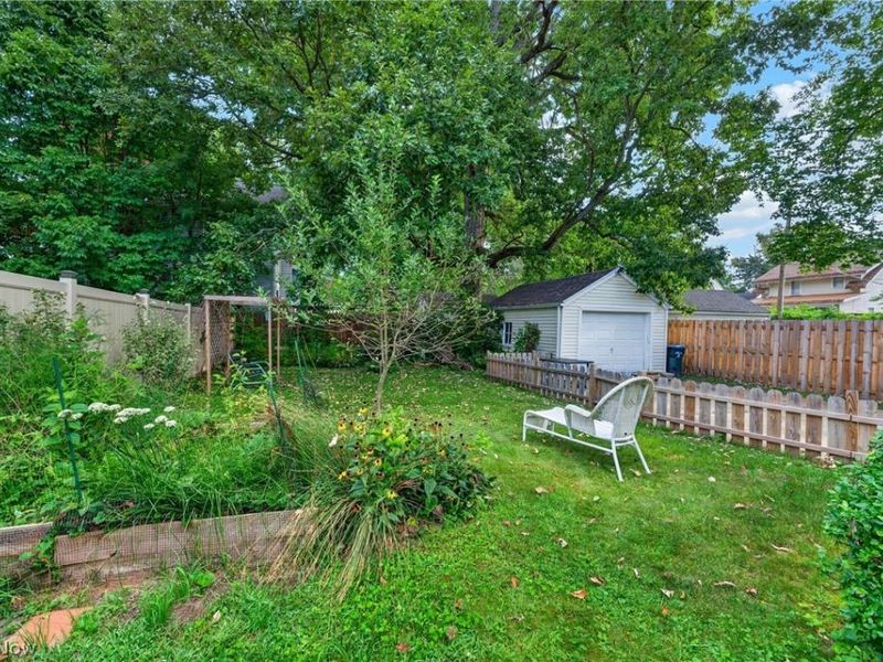 1731 Broad Boulevard, Cuyahoga Falls, OH 44223 Photo 47