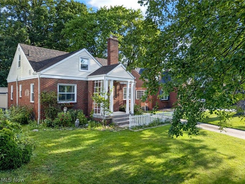 1731 Broad Boulevard, Cuyahoga Falls, OH 44223 Photo 8