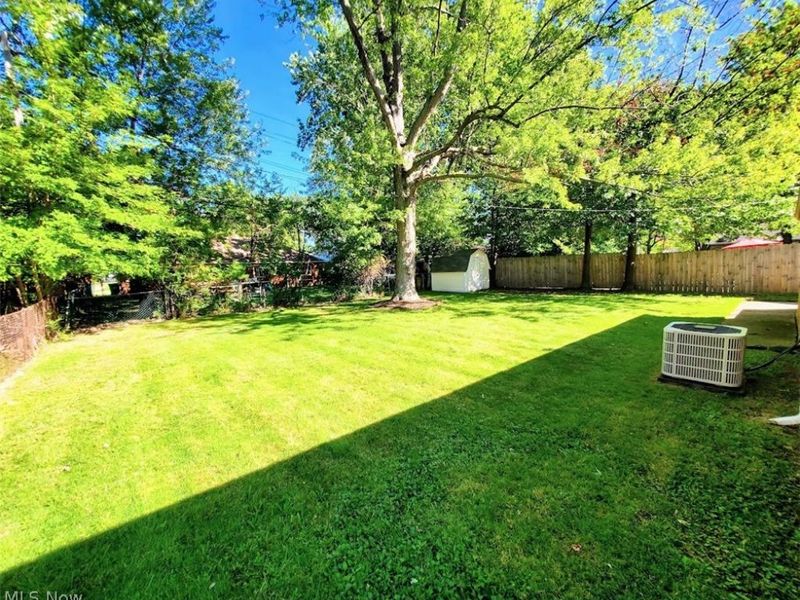 589 Birch Avenue, Euclid, OH 44132 Photo 2