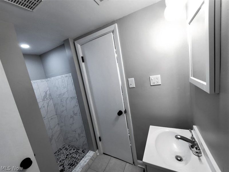 589 Birch Avenue, Euclid, OH 44132 Photo 7