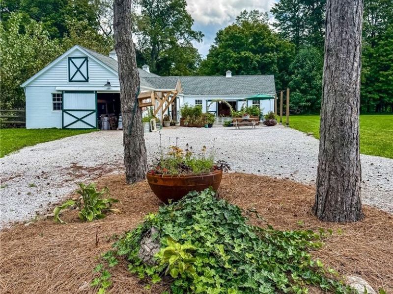 9445 Metcalf Road, Kirtland, OH 44094 Photo 31